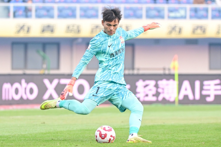 开云综合平台-记者：李昊至少应成为国足二门，一两年后成为一门的可能性非常大